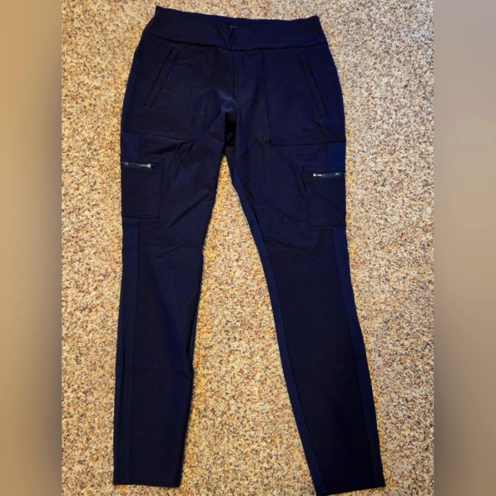Athleta Headlands Hybrid Cargo Size 14T ~ Black